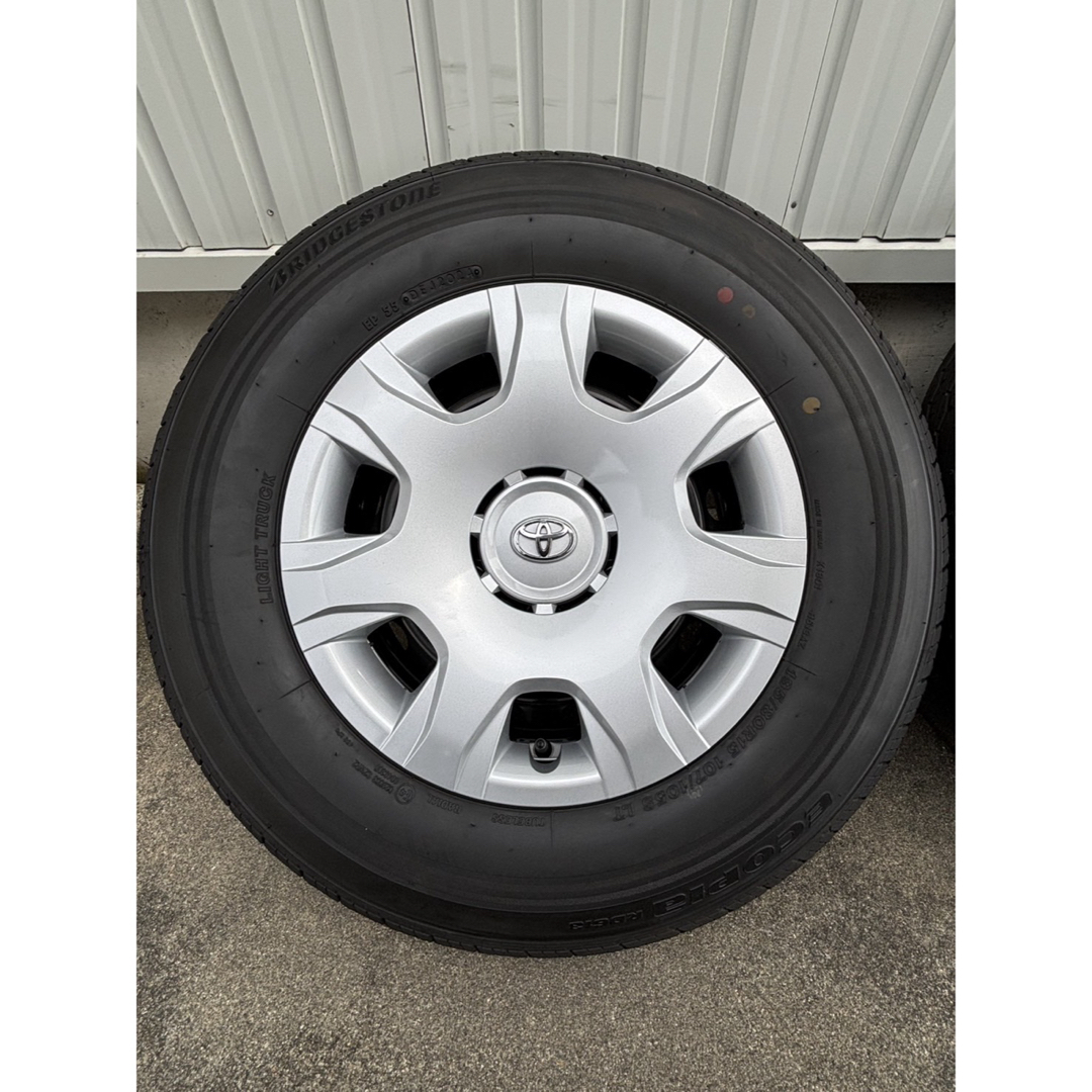 トヨタ - 送料込☆ 新車外し☆200系ハイエース☆純正ホイール トヨタ - 送料込☆ 新車外し☆200系ハイエース☆純正ホイール