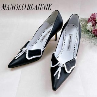 MANOLO BLAHNIK(ホワイト/白色系)のフリマアイテム一覧 MANOLO BLAHNIK(ホワイト/白色系)のフリマアイテム一覧