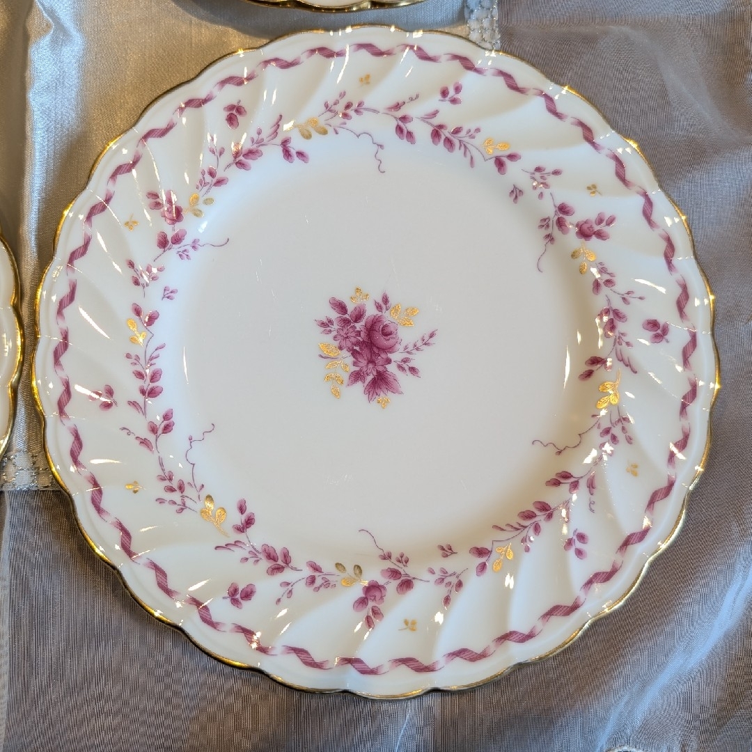 Noritake - ノリタケ スタジオコレクション ケーキ皿4枚の通販 Noritake - ノリタケ スタジオコレクション ケーキ皿4枚の通販