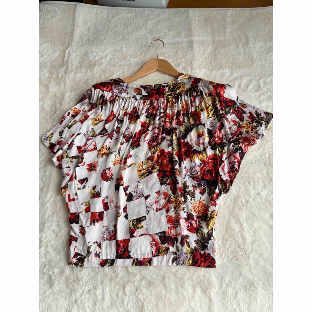 Paul Smith - Paul Smith ポールスミス 花柄 トップス 40サイズ Paul Smith - Paul Smith ポールスミス 花柄 トップス 40サイズ