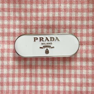 PRADA(バレッタ/ヘアクリップ)のフリマアイテム一覧 PRADA(バレッタ/ヘアクリップ)のフリマアイテム一覧