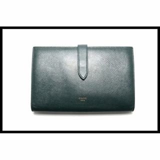 CELINE(財布 ・ グリーン・カーキ/緑色系)のフリマアイテム一覧 CELINE(財布 ・ グリーン・カーキ/緑色系)のフリマアイテム一覧