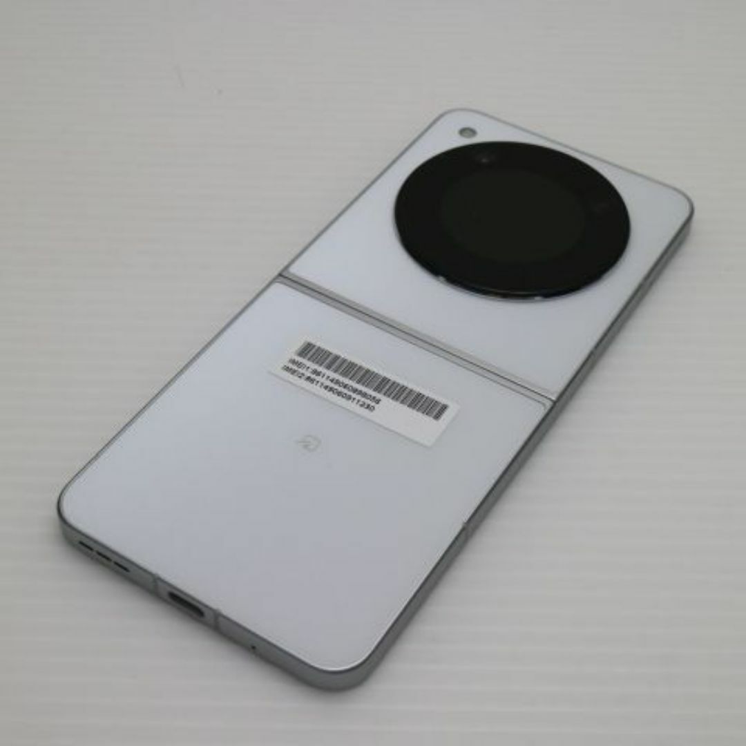 ZTE - 新品同様 SIMフリー Libero Flip ホワイト スマホ ZTE ZTE - 新品同様 SIMフリー Libero Flip ホワイト スマホ ZTE