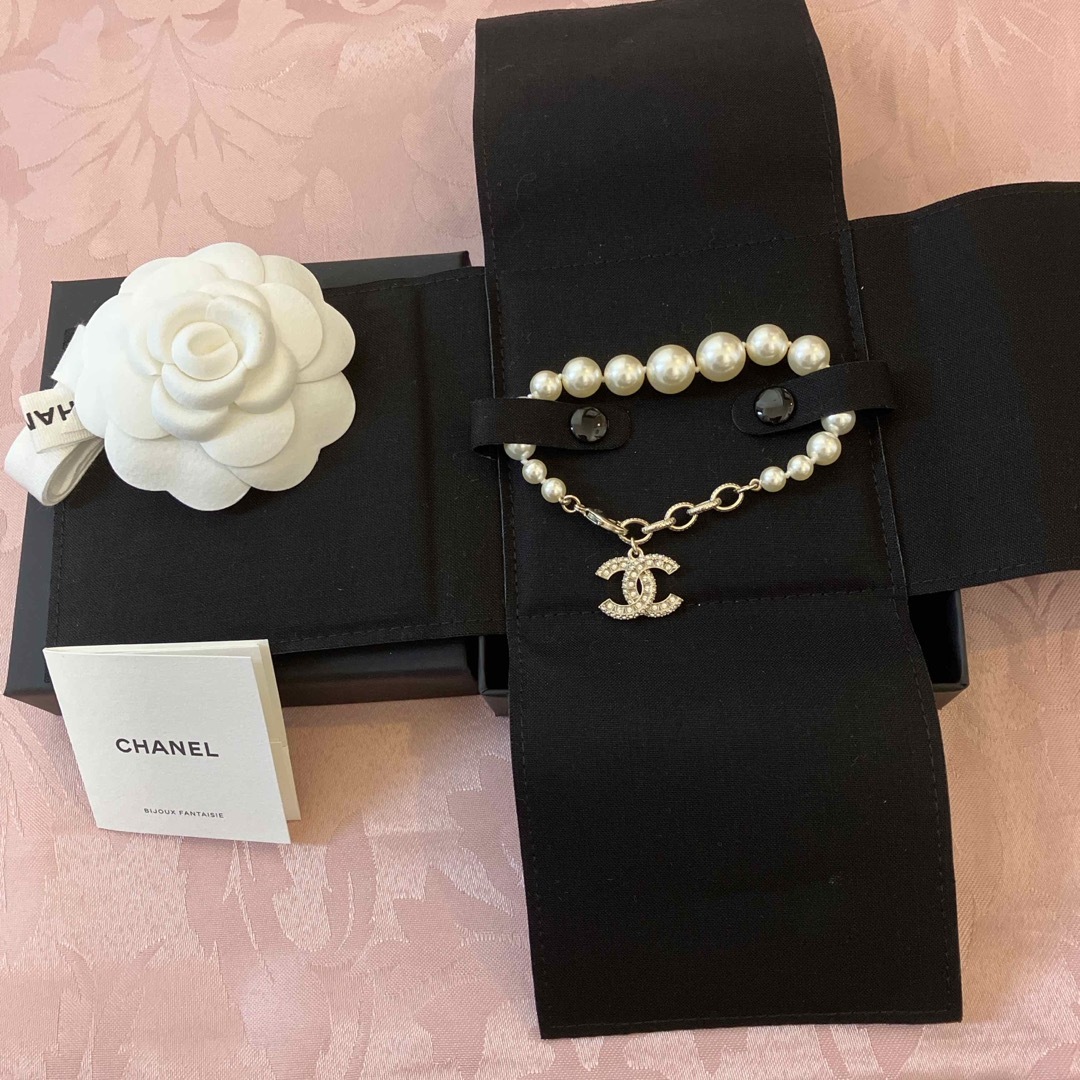 CHANEL - CHANEL 定番パールブレスレット 2025 の通販 by SUN's CHANEL - CHANEL 定番パールブレスレット 2025 の通販 by SUN's