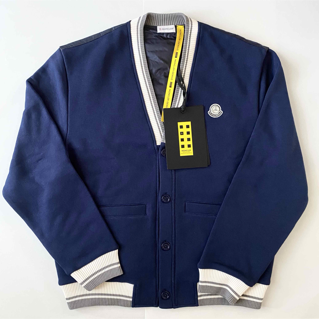 MONCLER - 新品未使用!送料込み☆MONCLER☆スウェットシャツの MONCLER - 新品未使用!送料込み☆MONCLER☆スウェットシャツの
