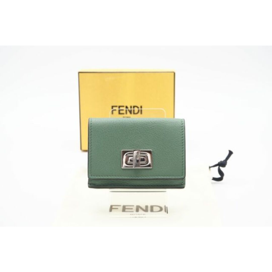 FENDI - FENDI フェンディ 三つ折り財布の通販 by リユース FENDI - FENDI フェンディ 三つ折り財布の通販 by リユース