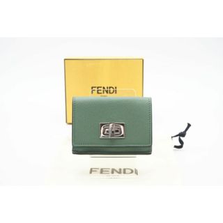 FENDI(財布 ・ グリーン・カーキ/緑色系)のフリマアイテム一覧 FENDI(財布 ・ グリーン・カーキ/緑色系)のフリマアイテム一覧