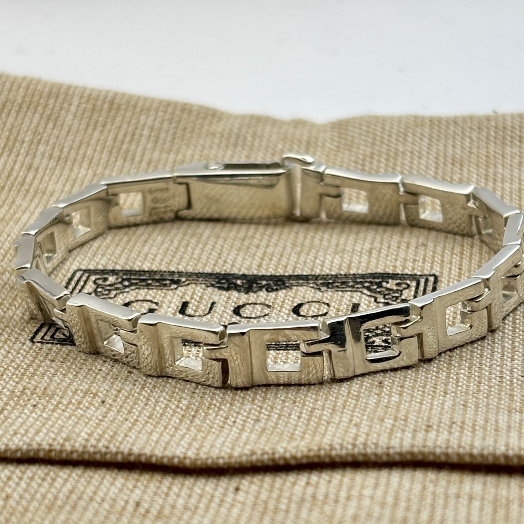 GUCCI - 【新品磨き】old GUCCI Gシェイプ ブレスレット GUCCI - 【新品磨き】old GUCCI Gシェイプ ブレスレット