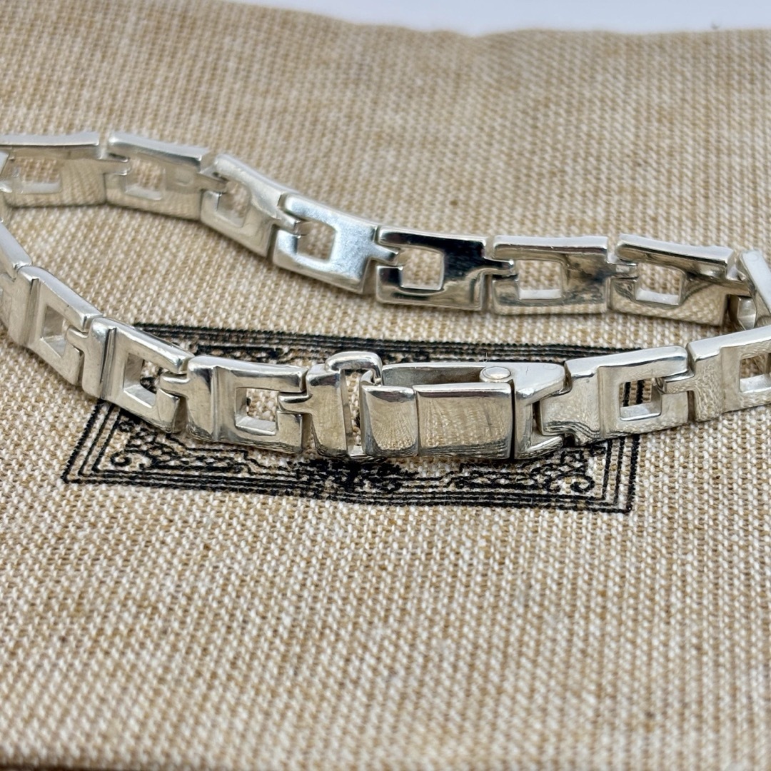 GUCCI - 【新品磨き】old GUCCI Gシェイプ ブレスレット GUCCI - 【新品磨き】old GUCCI Gシェイプ ブレスレット