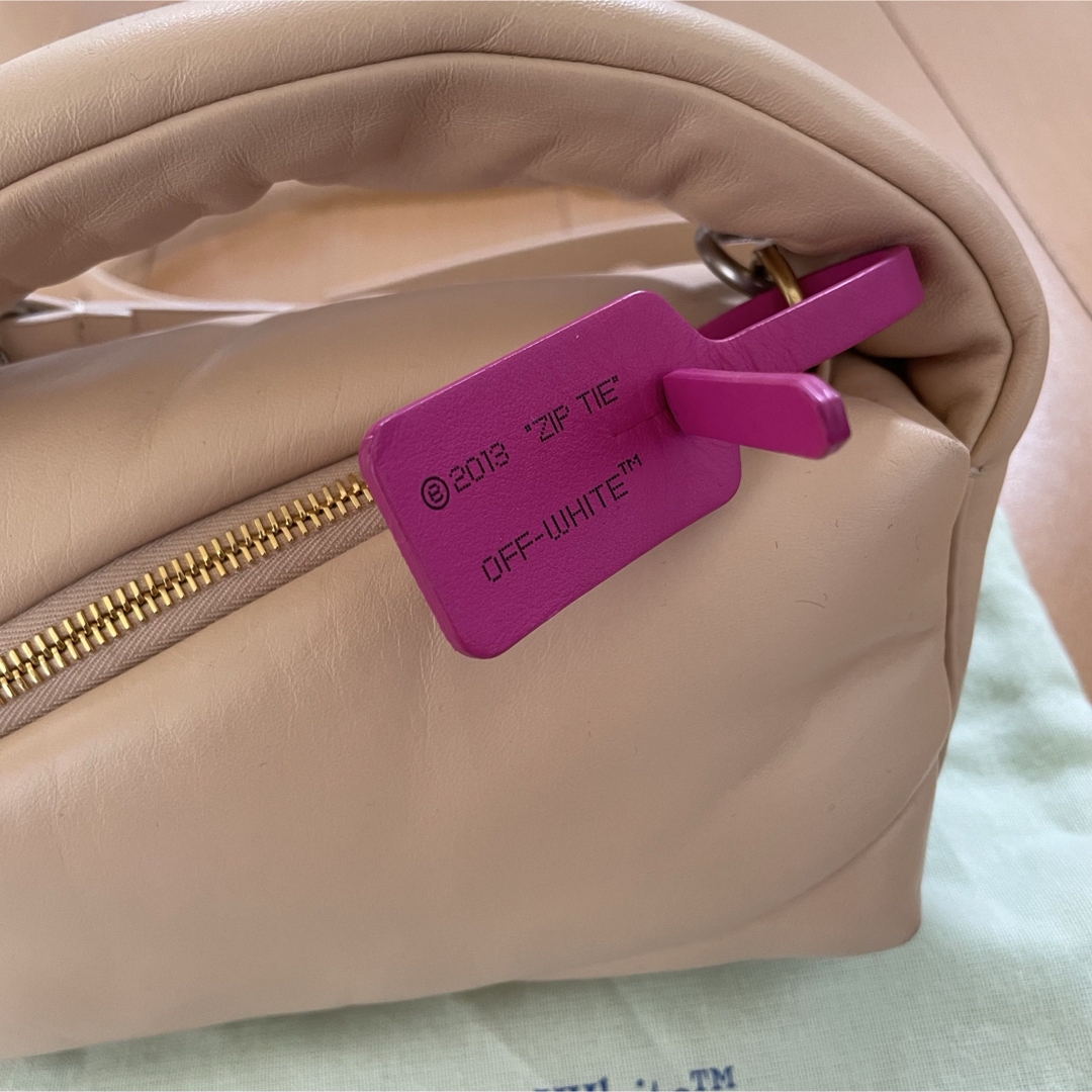 Off-White - 最終価格 Off-White™ ピンク ハンドバッグ Off-White - 最終価格 Off-White™ ピンク ハンドバッグ