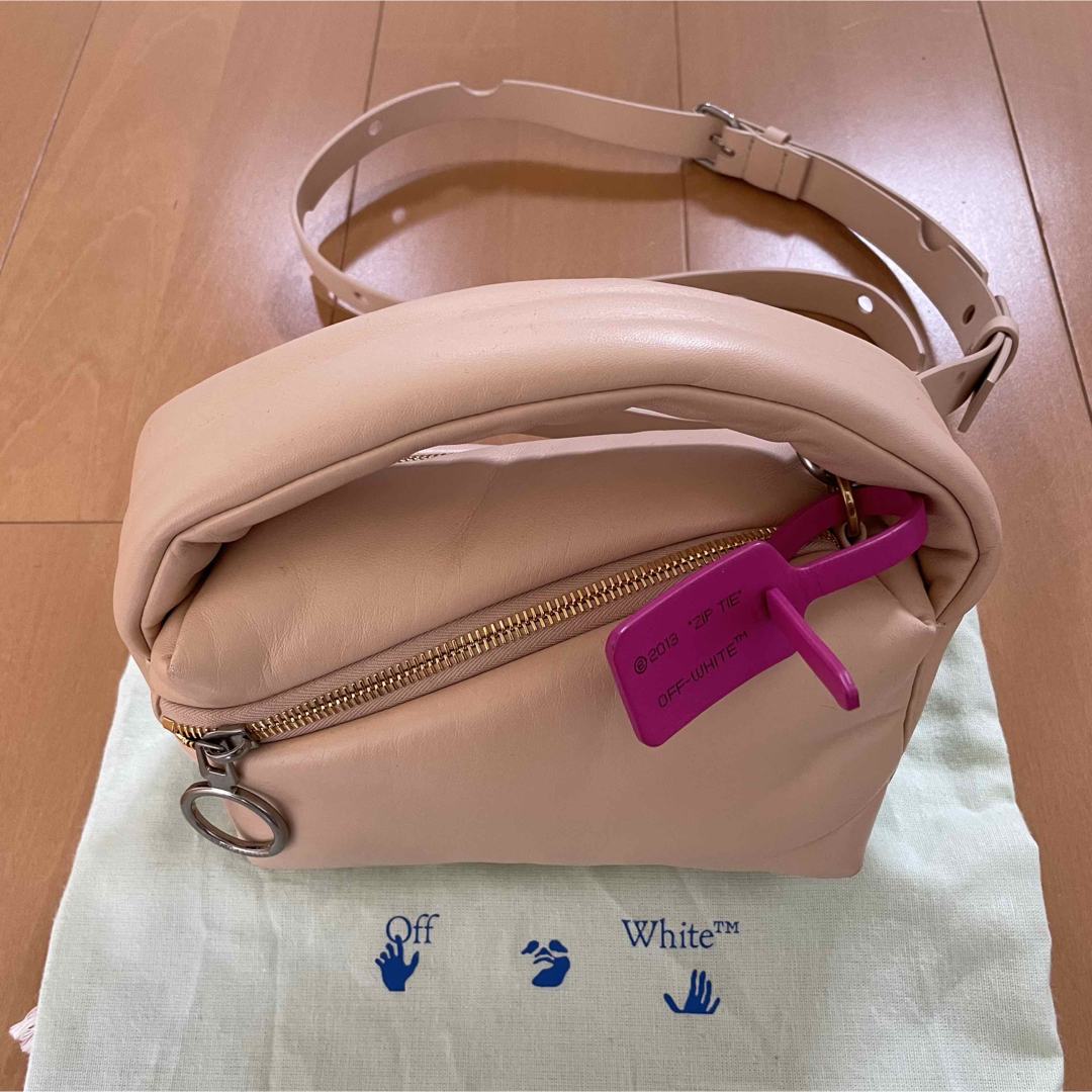 Off-White - 最終価格 Off-White™ ピンク ハンドバッグ Off-White - 最終価格 Off-White™ ピンク ハンドバッグ