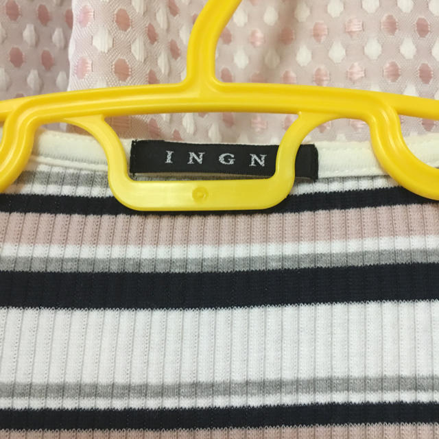 INGNI(イング)のＶネックボーダーカットソー レディースのトップス(カットソー(長袖/七分))の商品写真