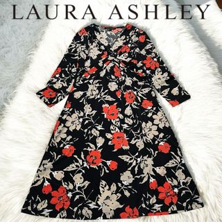 LAURA ASHLEY - ローラアシュレイ ワンピース 花柄 ノースリーブ LAURA ASHLEY - ローラアシュレイ ワンピース 花柄 ノースリーブ