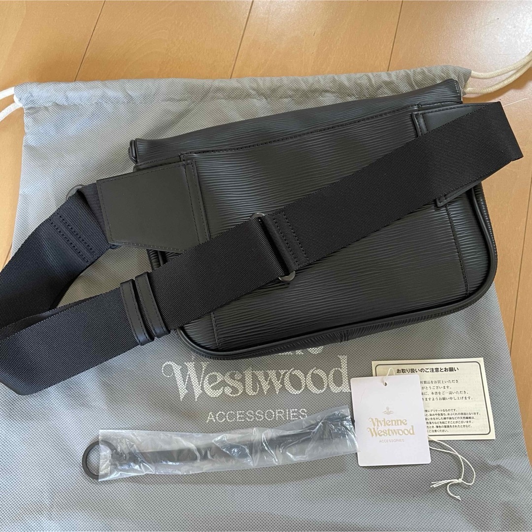 Vivienne Westwood - 最終価格 Vivienne Westwood ブラック Vivienne Westwood - 最終価格 Vivienne Westwood ブラック