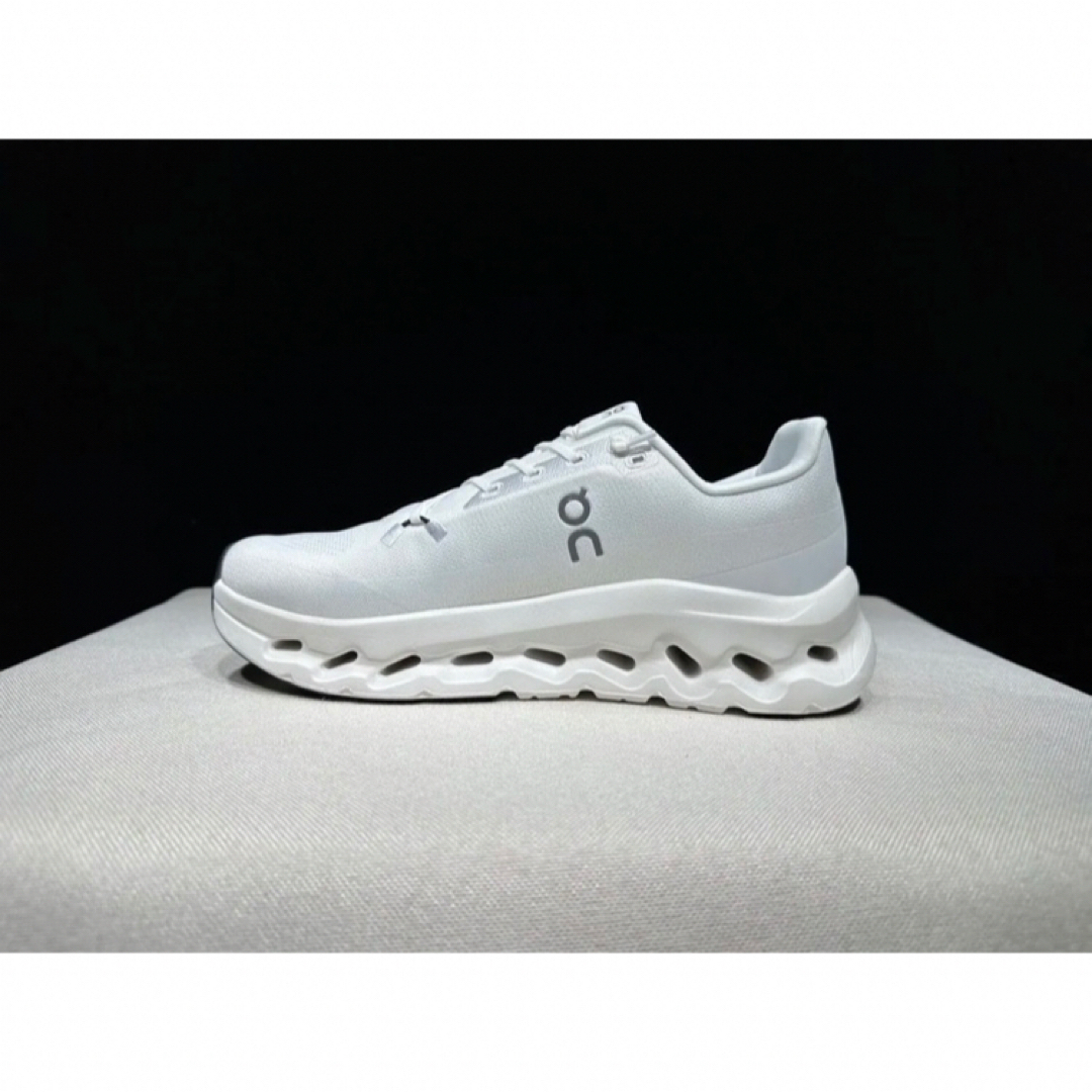 On - ON Cloudtilt(クラウドティルト)の通販 by kaz's shop On - ON Cloudtilt(クラウドティルト)の通販 by kaz's shop