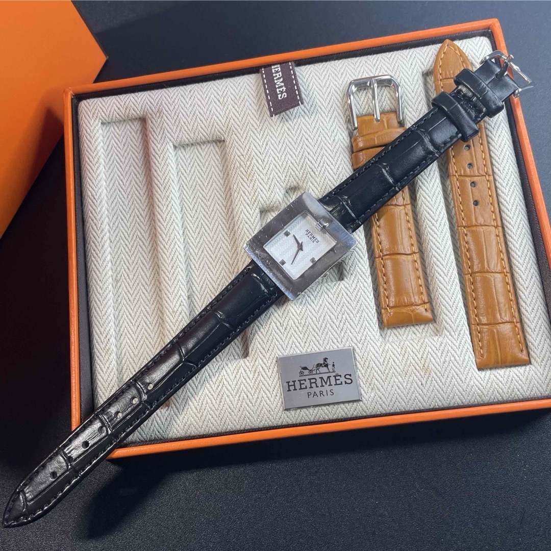 HERMES - 【正規品 可動】エルメス 腕時計 Hウォッチ スクエア HERMES - 【正規品 可動】エルメス 腕時計 Hウォッチ スクエア