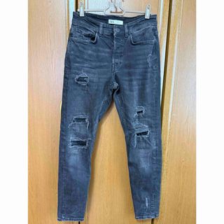 ZARA - ZARA ウォッシュド加工プリントバギーフィットジーンズ ZARA - ZARA ウォッシュド加工プリントバギーフィットジーンズ