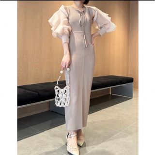 Herlipto Rosa Ruched Satin Dressの通販|ラクマ Herlipto Rosa Ruched Satin Dressの通販|ラクマ