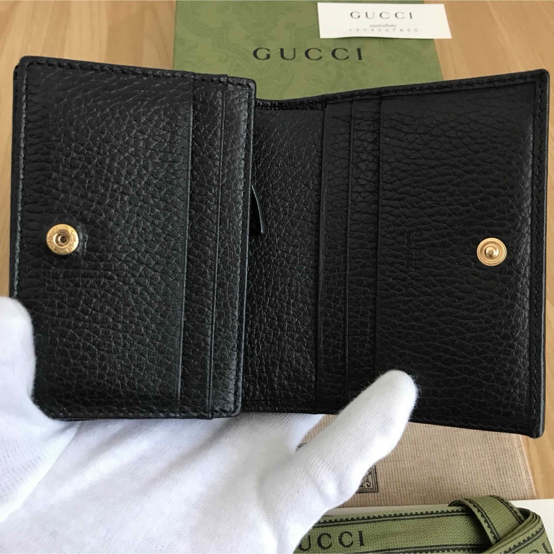 GUCCI - 美品 GUCCI グッチ GGマーモント 二つ折り財布 ミニ財布 GUCCI - 美品 GUCCI グッチ GGマーモント 二つ折り財布 ミニ財布