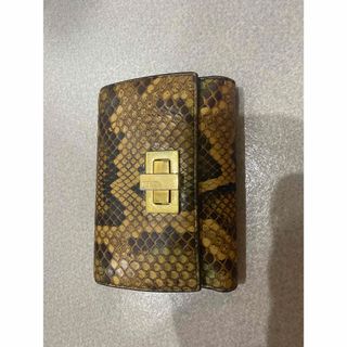 FENDI(財布)のフリマアイテム一覧 FENDI(財布)のフリマアイテム一覧