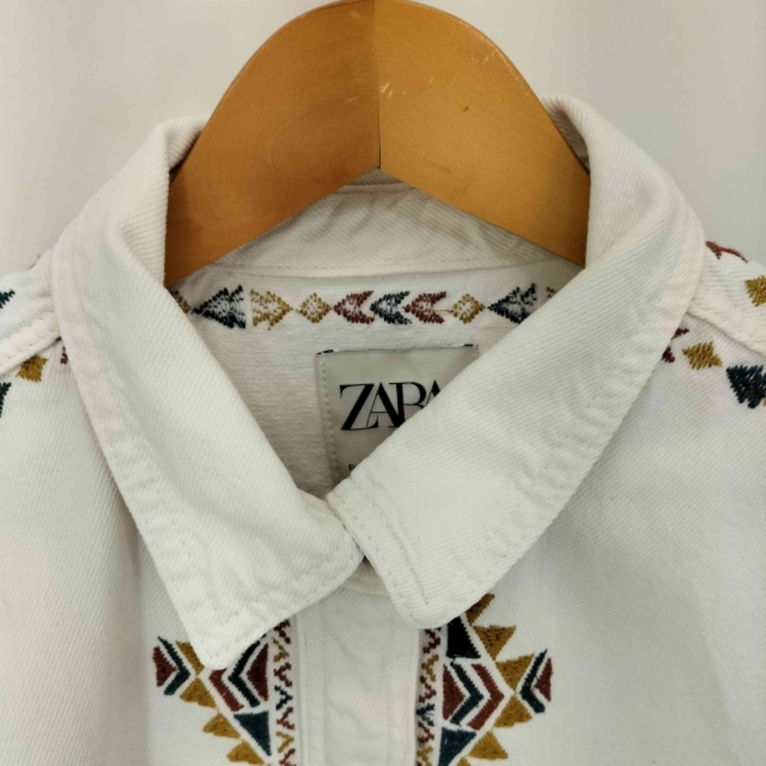 ZARA - ZARA(ザラ) 刺繍 デニムジャケット レディース アウター ZARA - ZARA(ザラ) 刺繍 デニムジャケット レディース アウター