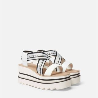 Stella McCartney(サンダル)のフリマアイテム一覧 Stella McCartney(サンダル)のフリマアイテム一覧