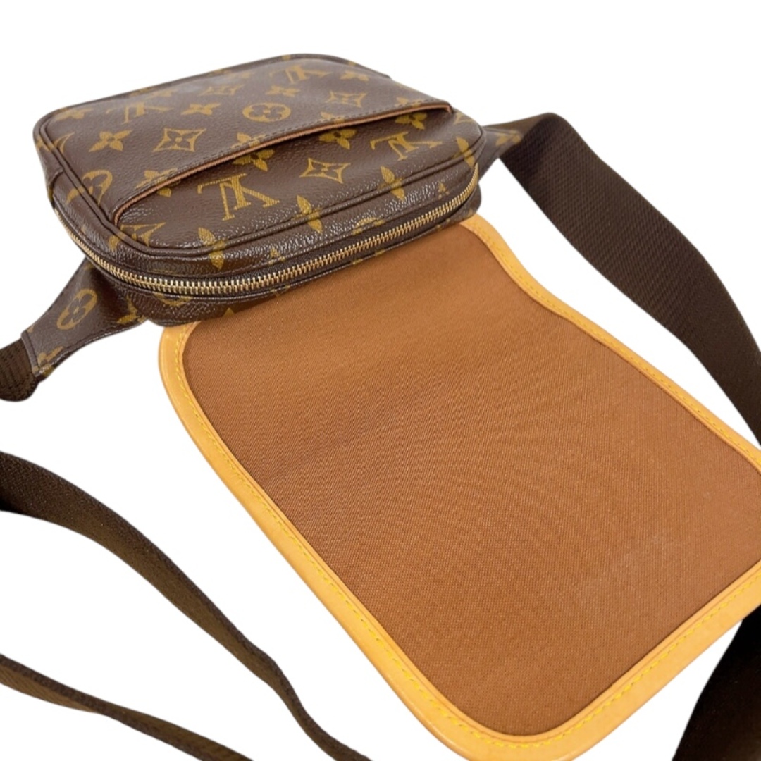 LOUIS VUITTON - ルイ・ヴィトン LOUIS VUITTON バムバック LOUIS VUITTON - ルイ・ヴィトン LOUIS VUITTON バムバック