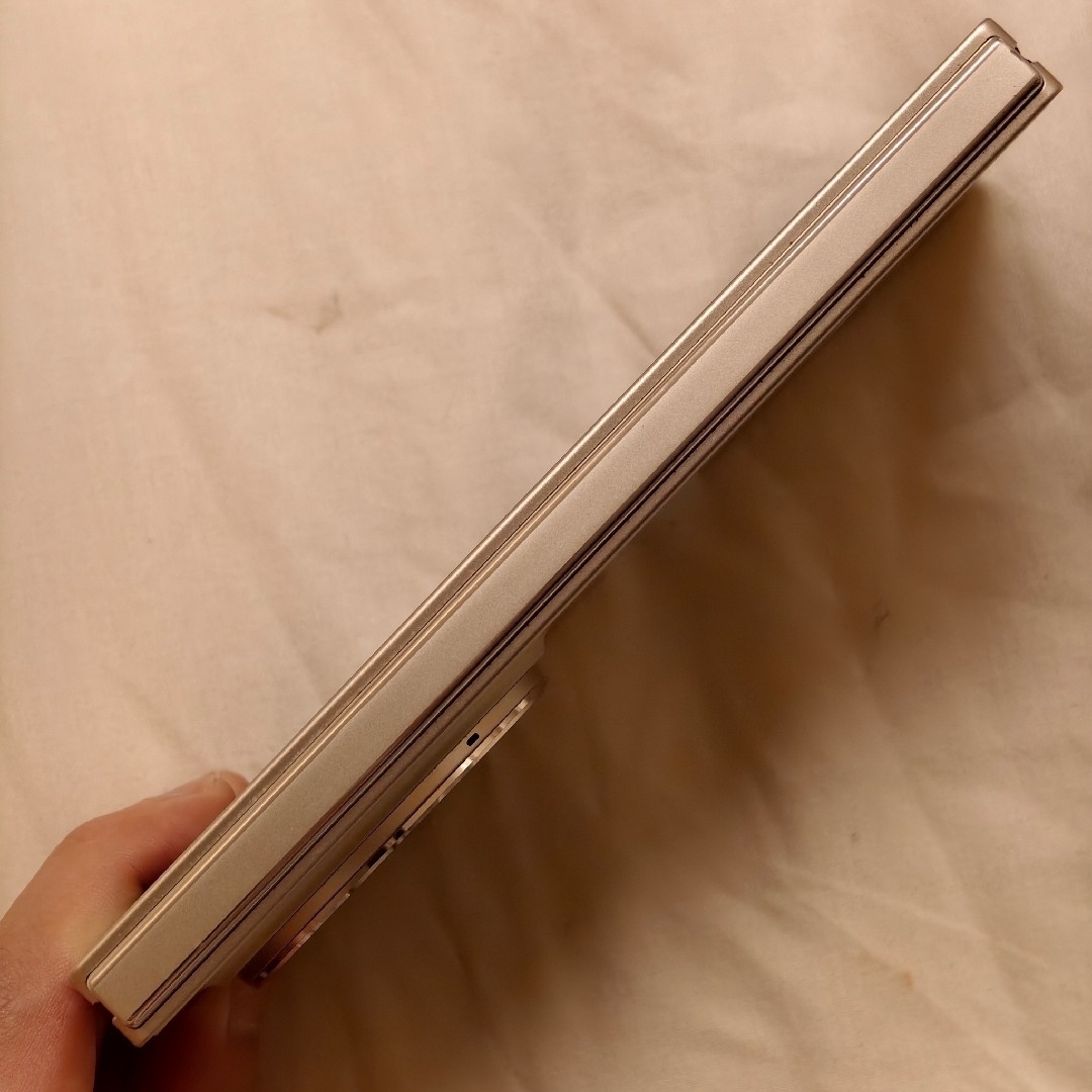 OPPO Find N3 Champagne Gold 512GB Globalの通販 by Samsung OPPO Find N3 Champagne Gold 512GB Globalの通販 by Samsung
