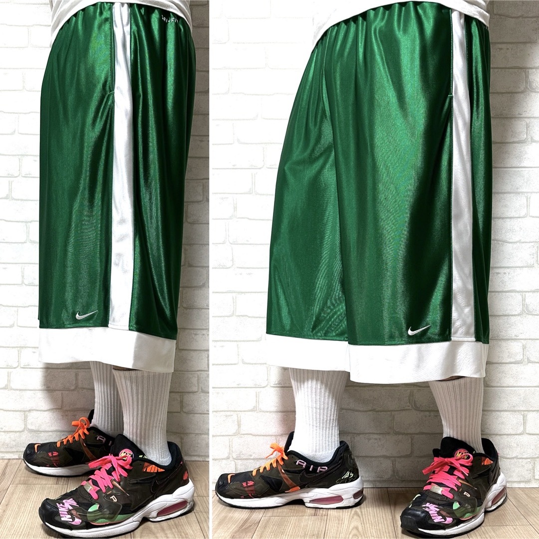 NIKE - ☆未使用タグ付き☆ NIKE 美色 00s バスパン ゲーム NIKE - ☆未使用タグ付き☆ NIKE 美色 00s バスパン ゲーム