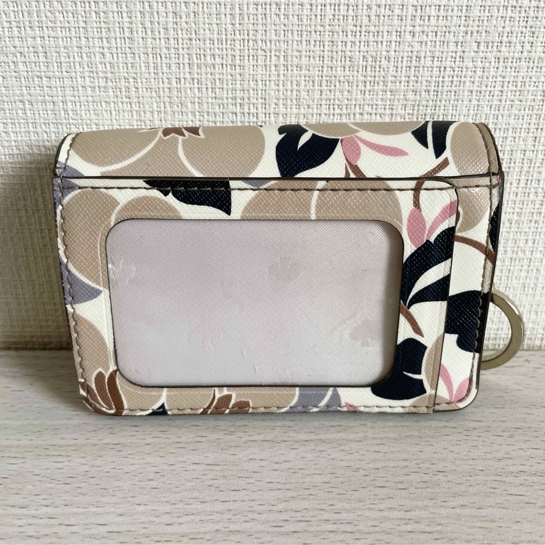 kate spade NEW YORK - 【美品】Kate spade パスケース付き二 kate spade NEW YORK - 【美品】Kate spade パスケース付き二