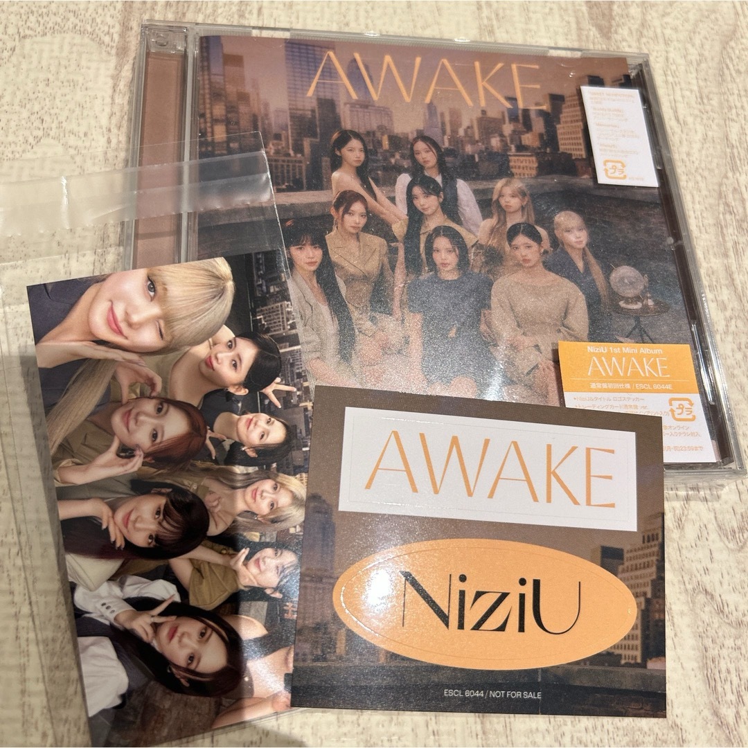 NiziU - NiziU AWAKE 通常盤 オール トレカの通販 by ria NiziU - NiziU AWAKE 通常盤 オール トレカの通販 by ria