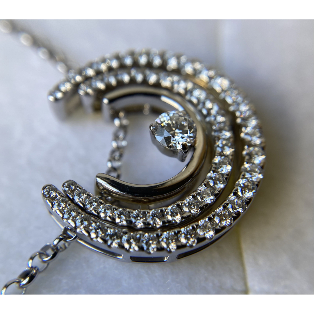 TASAKI - タサキ ダイヤモンド 三連 ラウンド ホースシュー TASAKI - タサキ ダイヤモンド 三連 ラウンド ホースシュー