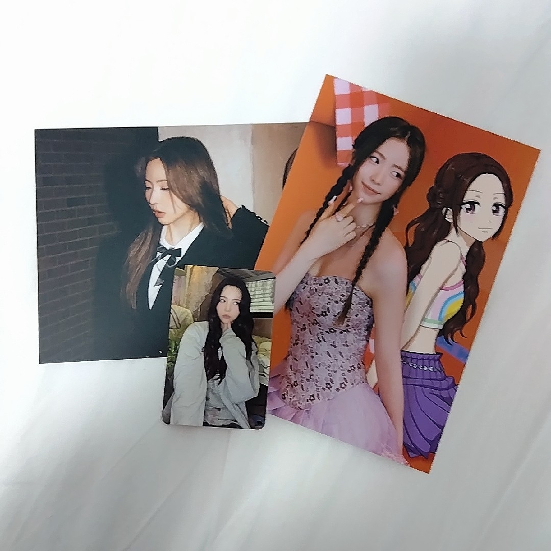NiziU(ニジュー)のNiziUマヤ LoveLine nemo Heartris ポスターまとめ売り エンタメ/ホビーのタレントグッズ(アイドルグッズ)の商品写真