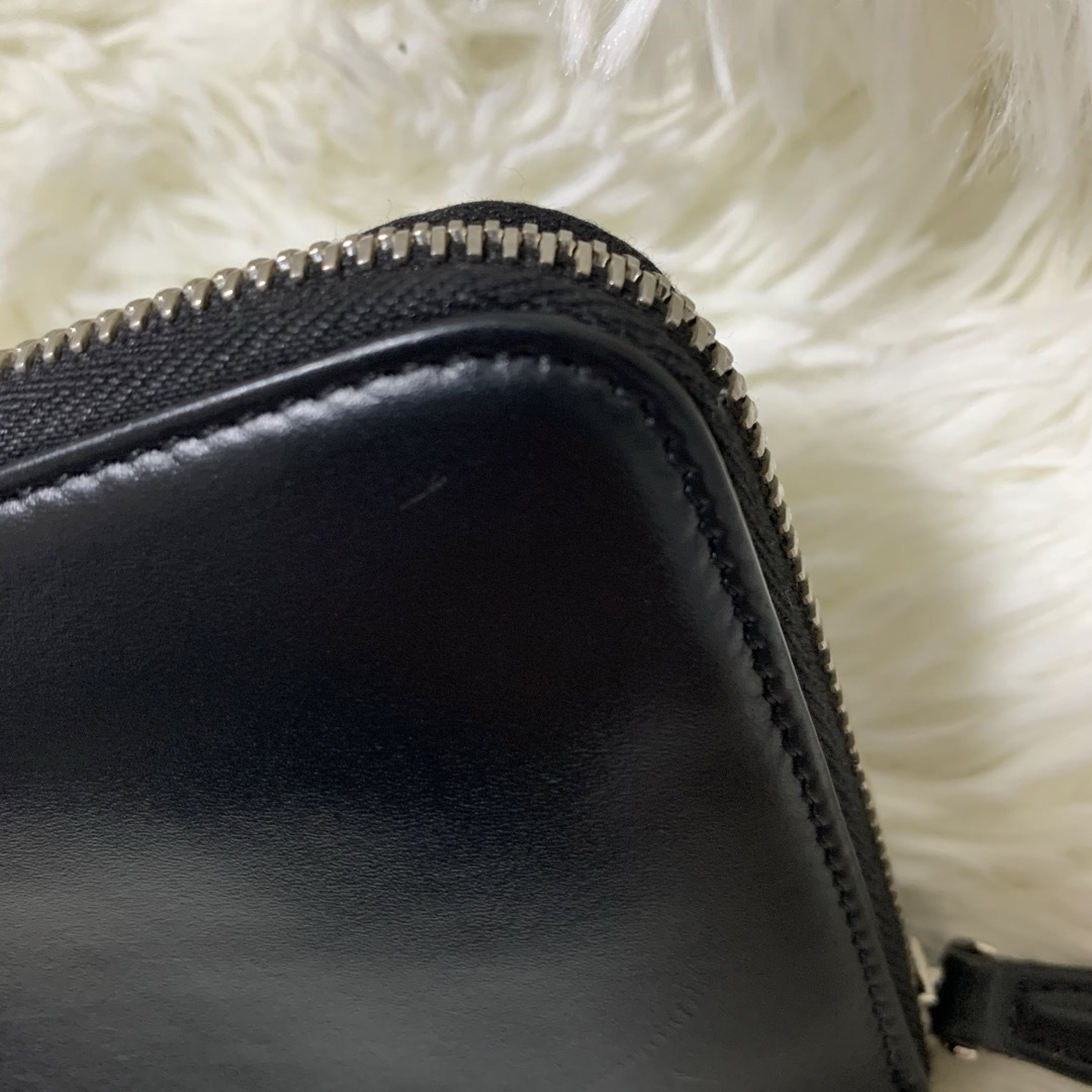 FENDI - FENDI ROMA フェンディ 長財布 ロゴ型押し ビックロゴ FENDI - FENDI ROMA フェンディ 長財布 ロゴ型押し ビックロゴ