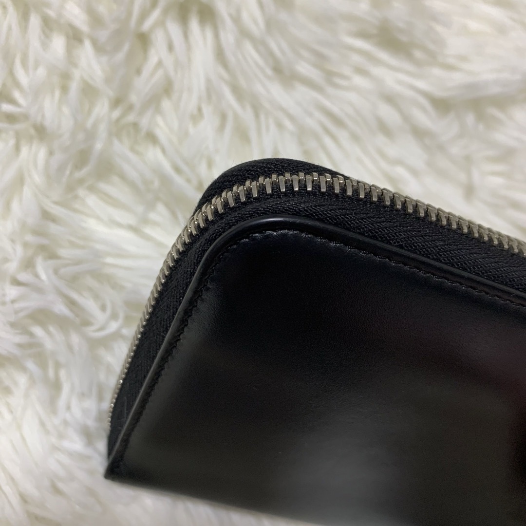 FENDI - FENDI ROMA フェンディ 長財布 ロゴ型押し ビックロゴ FENDI - FENDI ROMA フェンディ 長財布 ロゴ型押し ビックロゴ