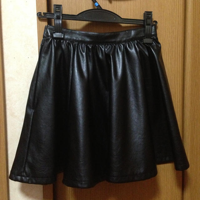 EMODA(エモダ)のEMODA♡レザースカート レディースのスカート(ミニスカート)の商品写真