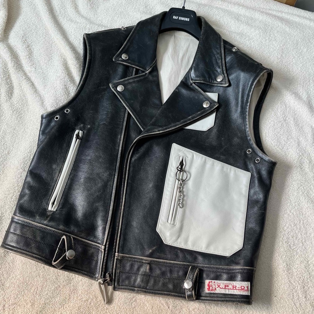 RAF SIMONS - RAF SIMONS 20ss ライダースベストの通販 by kznj RAF SIMONS - RAF SIMONS 20ss ライダースベストの通販 by kznj