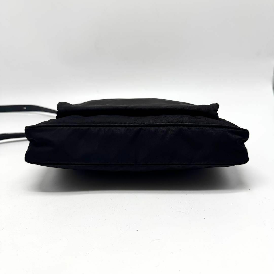 PRADA - 【美品・Gカード付き✨】プラダ ショルダーバッグ 2way PRADA - 【美品・Gカード付き✨】プラダ ショルダーバッグ 2way