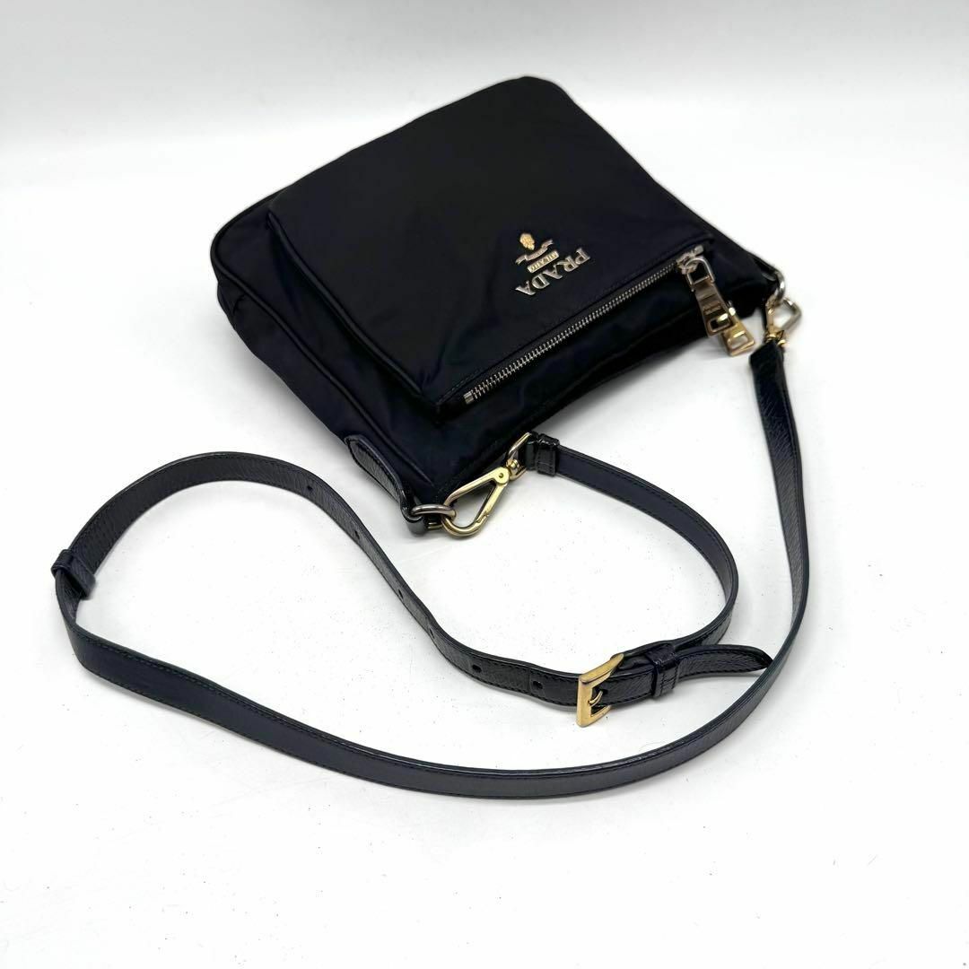 PRADA - 【美品・Gカード付き✨】プラダ ショルダーバッグ 2way PRADA - 【美品・Gカード付き✨】プラダ ショルダーバッグ 2way