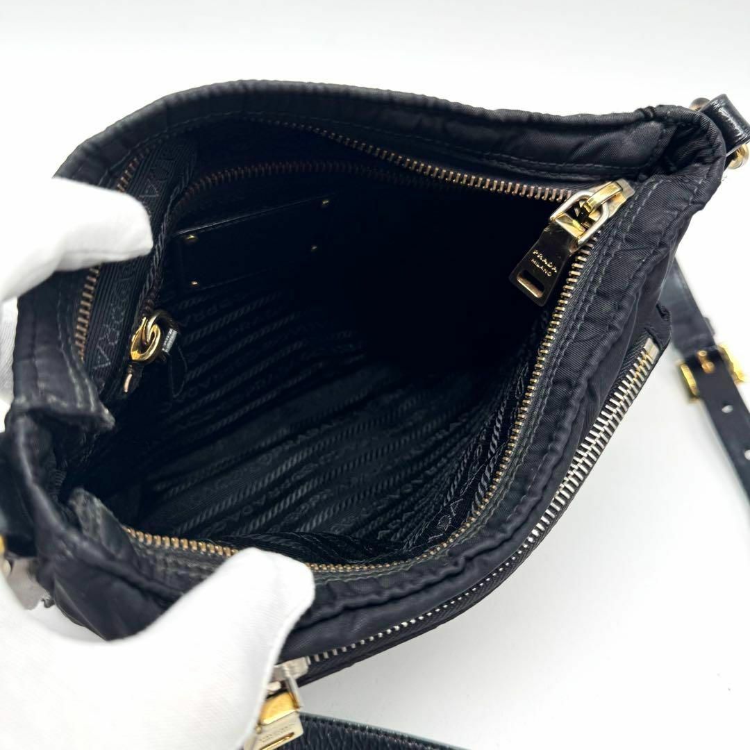 PRADA - 【美品・Gカード付き✨】プラダ ショルダーバッグ 2way PRADA - 【美品・Gカード付き✨】プラダ ショルダーバッグ 2way