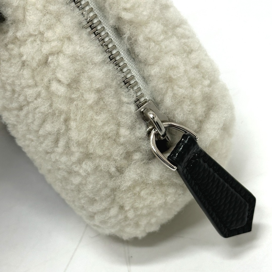 FENDI - フェンディ FENDI おにぎりバッグ 7AS240 カバン FENDI - フェンディ FENDI おにぎりバッグ 7AS240 カバン