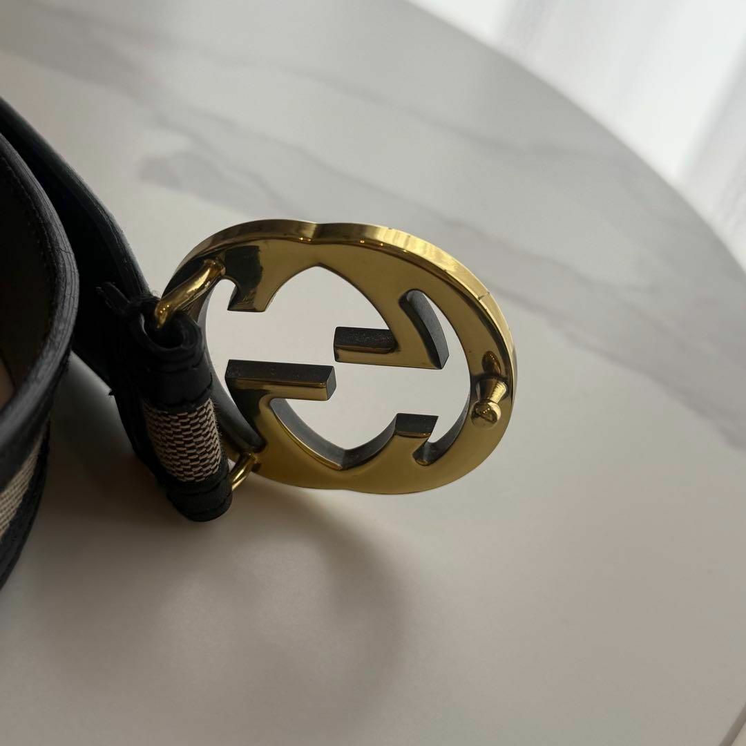 GUCCI - 【1点限り】GUCCI グッチ インターロッキング レザー GUCCI - 【1点限り】GUCCI グッチ インターロッキング レザー