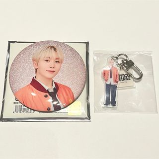 SEVENTEEN - SEVENTEEN アクリルキーホルダー 缶バッジ 2点 SEVENTEEN - SEVENTEEN アクリルキーホルダー 缶バッジ 2点