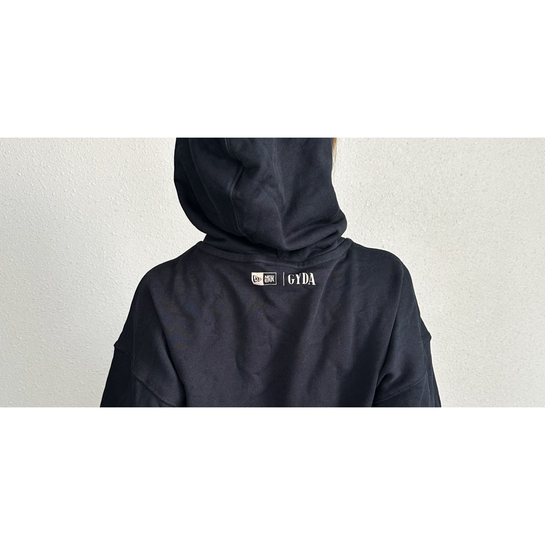 GYDA - 【GYDA】NEW ERA × GYDAコラボ レディース パーカーの GYDA - 【GYDA】NEW ERA × GYDAコラボ レディース パーカーの