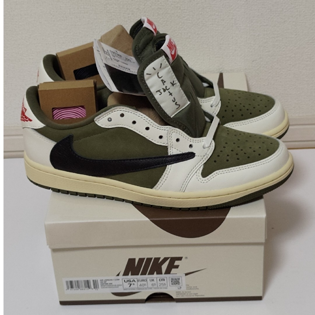 NIKE - ☆新品・未使用☆NIKE トラヴィススコット AJ1LOW NIKE - ☆新品・未使用☆NIKE トラヴィススコット AJ1LOW