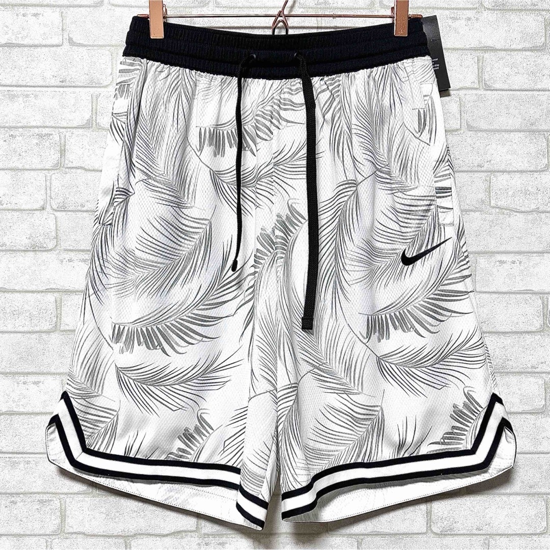 NIKE - ☆未使用タグ付き☆ NIKE DNA ナイキ ボタニカル 総柄 NIKE - ☆未使用タグ付き☆ NIKE DNA ナイキ ボタニカル 総柄