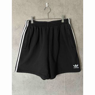 BALENCIAGA(ショートパンツ)のフリマアイテム一覧 BALENCIAGA(ショートパンツ)のフリマアイテム一覧