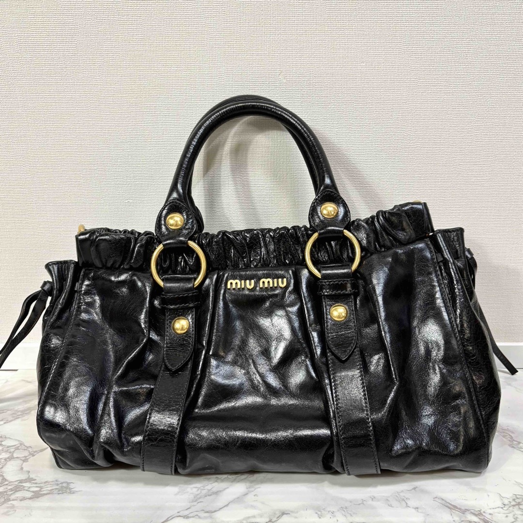 MIU MIU - 極美 miu miu vitello lux 2way bag blackの通販 by MIU MIU - 極美 miu miu vitello lux 2way bag blackの通販 by