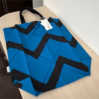 ISSEY MIYAKE(トートバッグ)のフリマアイテム一覧 ISSEY MIYAKE(トートバッグ)のフリマアイテム一覧