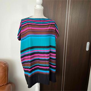 ISSEY MIYAKE - 美品イッセイミヤケmeボーダーチュニック☆の ISSEY MIYAKE - 美品イッセイミヤケmeボーダーチュニック☆の